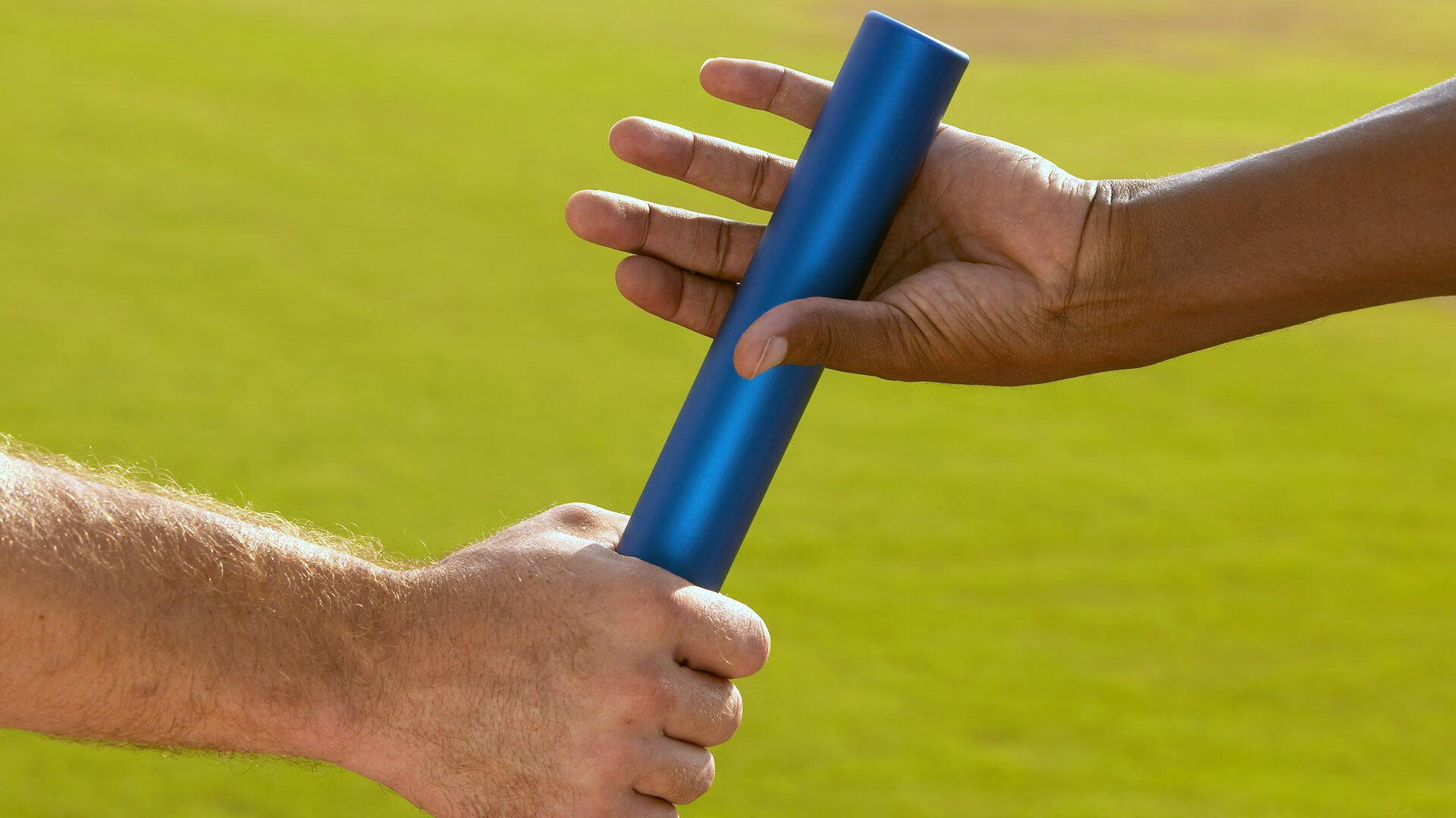 中国足球联赛推动本土教练持续成长，足球队中国教练